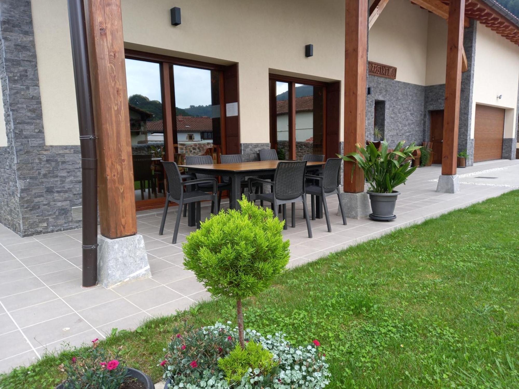 Argixti Guest House Sumbilla Exterior photo